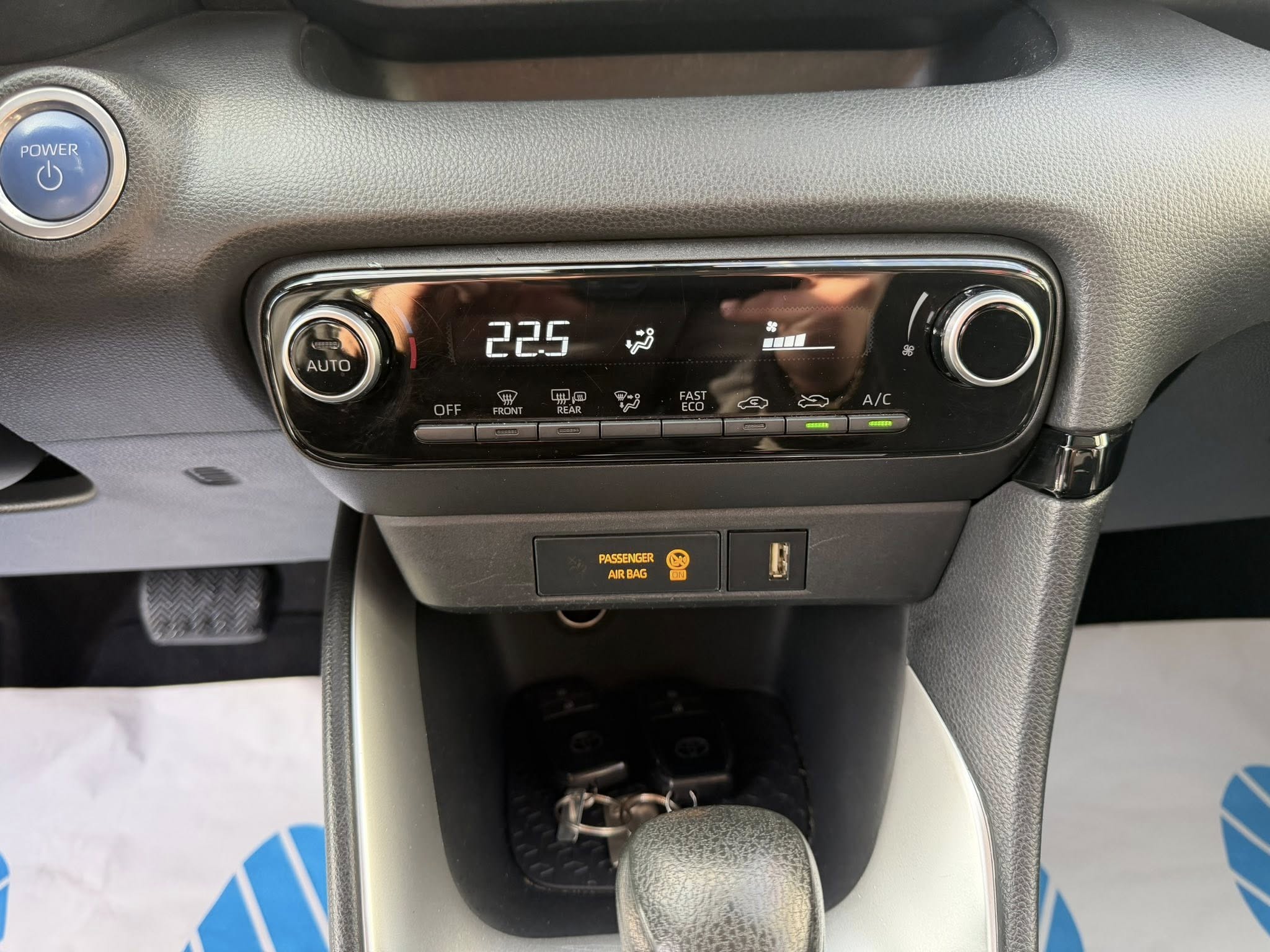 Toyota Yaris  hybride