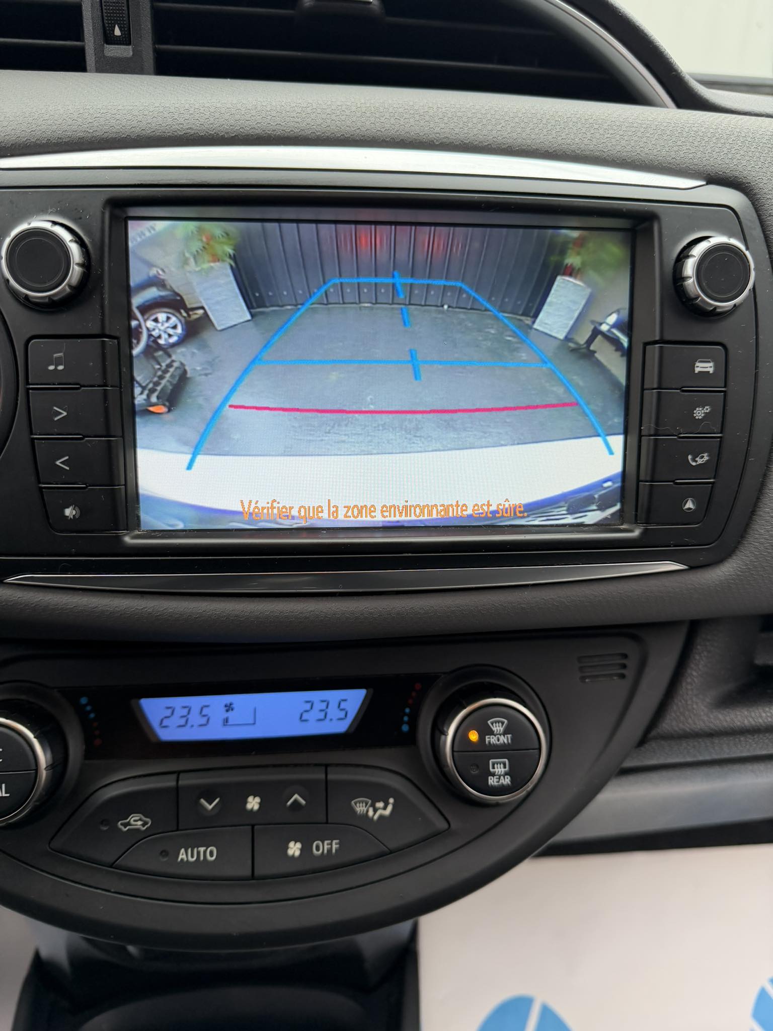 Toyota yaris  hybride