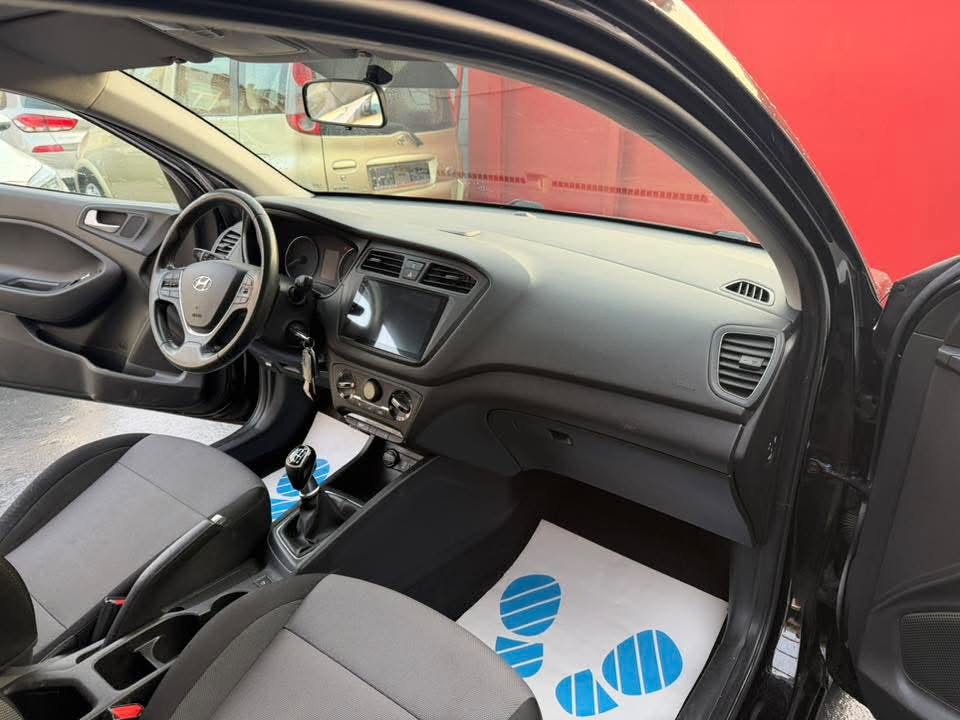 Hyundai i20 coupe